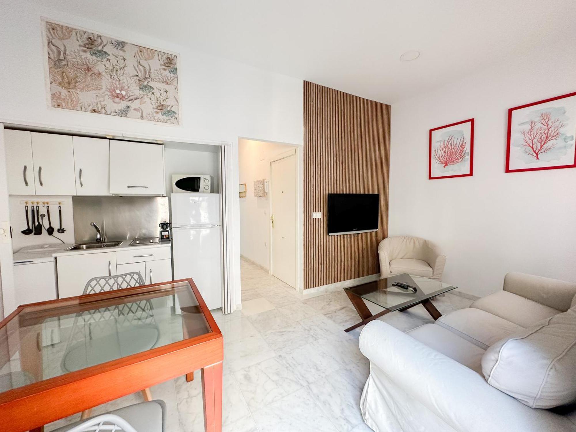 Appartement Cozy Budget 2br With Ac, 1 Bath, Private Parking Opt